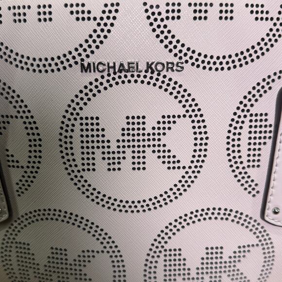 Michael Kors Voyager Tote Bag Optic White Leather NWT MK Logo Shoulder Handbag - Picture 4 of 15